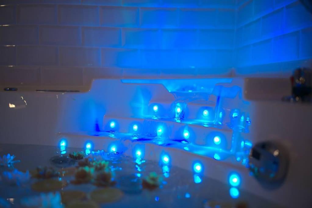 Luxury Room Jacuzzi Centre Ville Haut De Gamme 牟罗兹 外观 照片